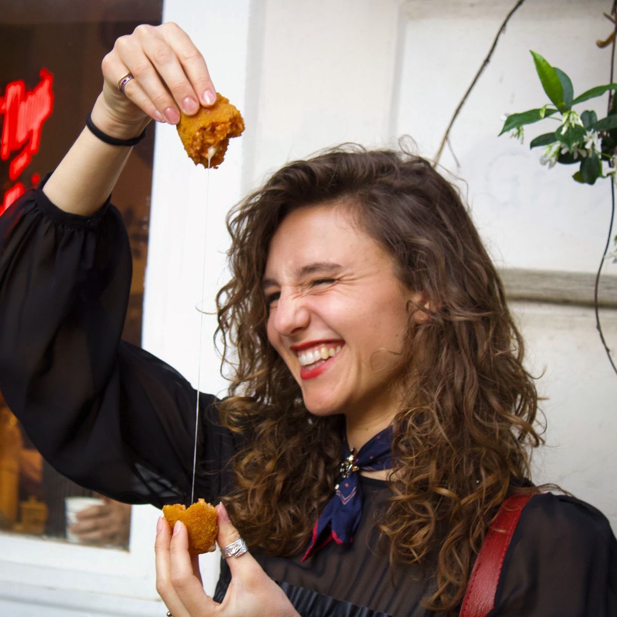 Trastevere Food Tour with 10+ Roman Tastings and Local Wines in the Heart of Rome
