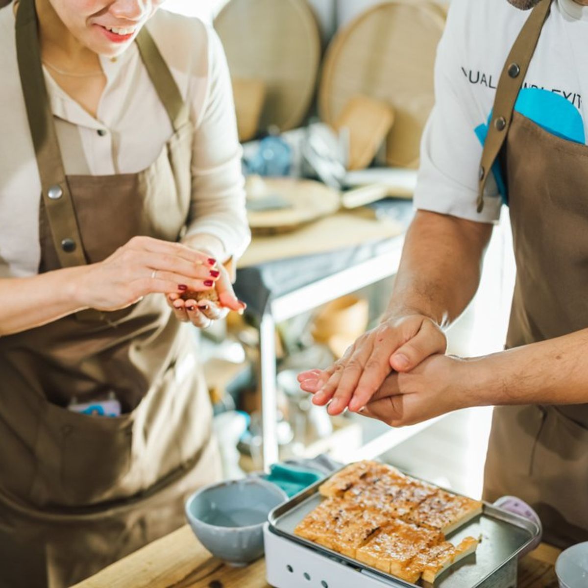 Cours privé de sushis végétaliens faits à la main et de savoureux plats japonais maison