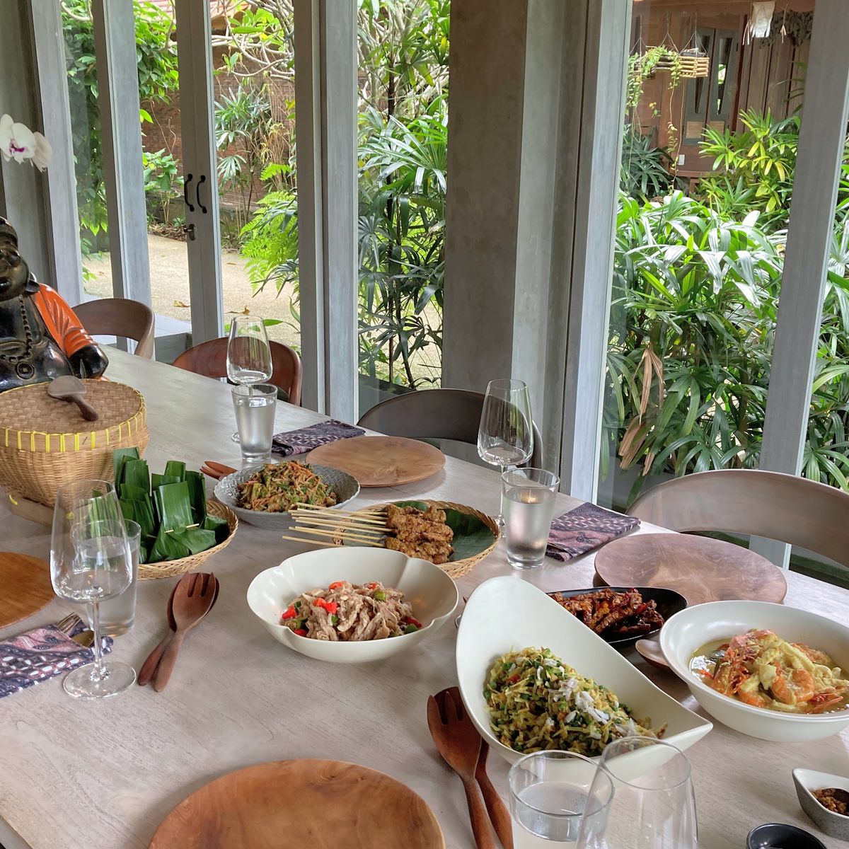 Private Authentic 15-Recipe Balinese Ceremonial Feast, only 8 cooks per class - Pick Organic Produce in our Garden.