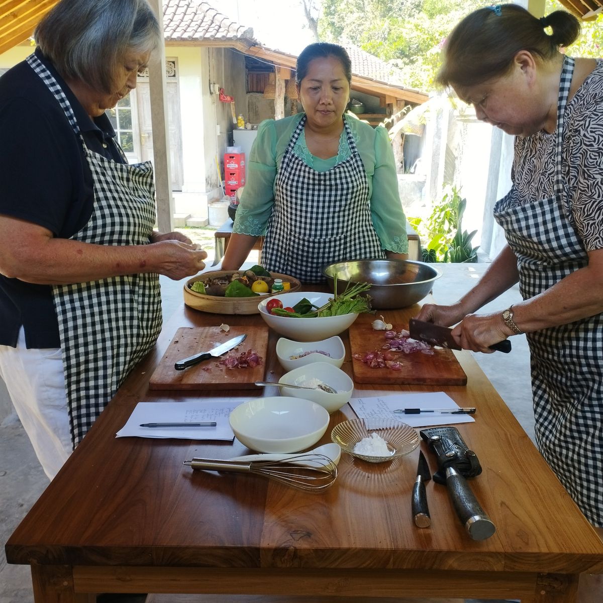 Authentic Balinese Cooking Class in Organic Farm with Market and Rice Field Tour