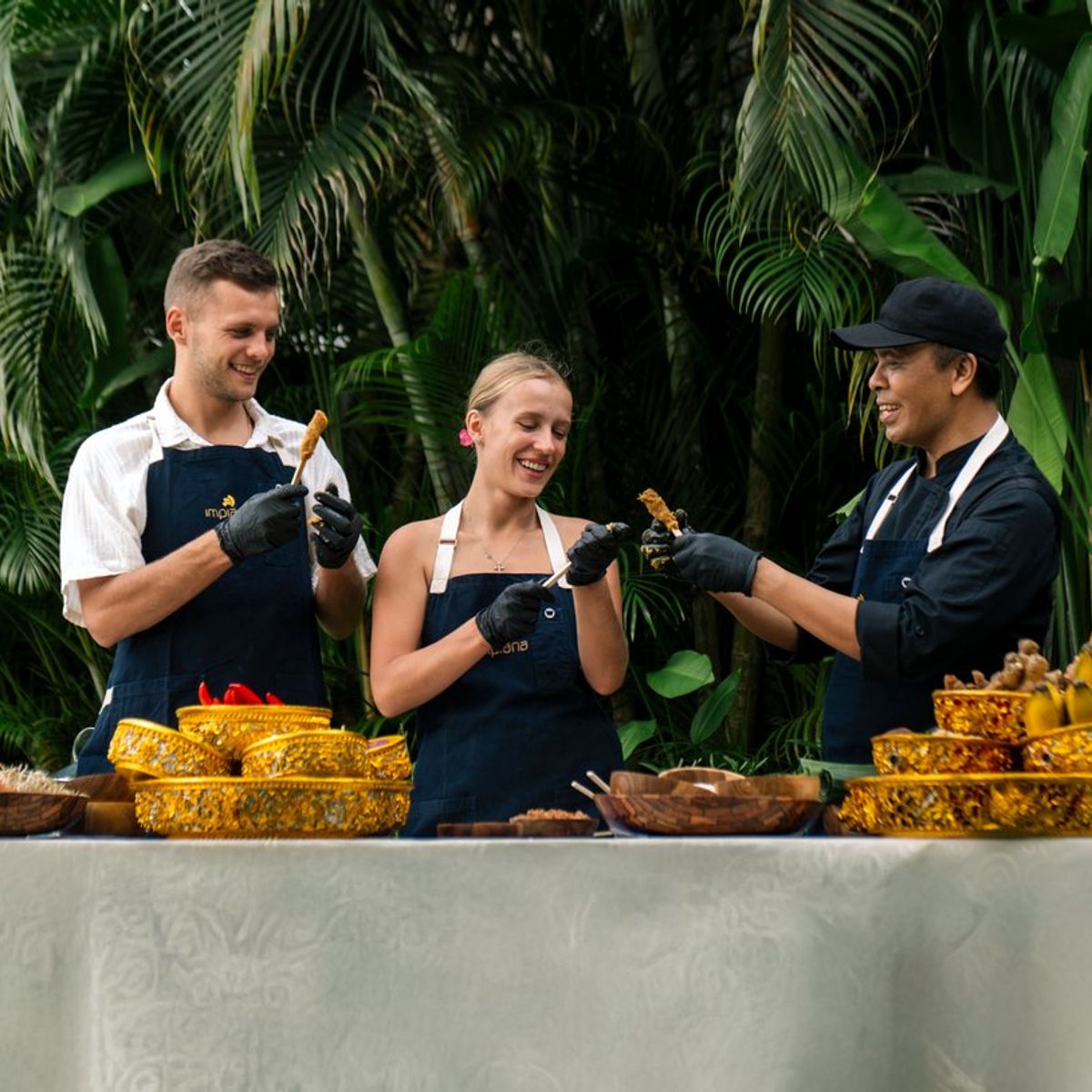 Balinese Market Tour & Authentic Cooking Class in Seminyak