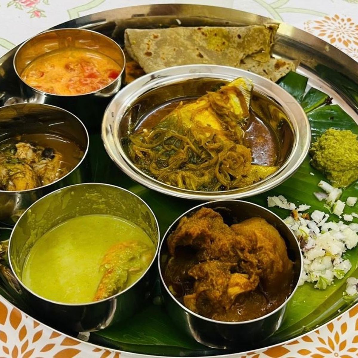 Authentic Pathare Prabhu Seafood & Cultural Food Experience