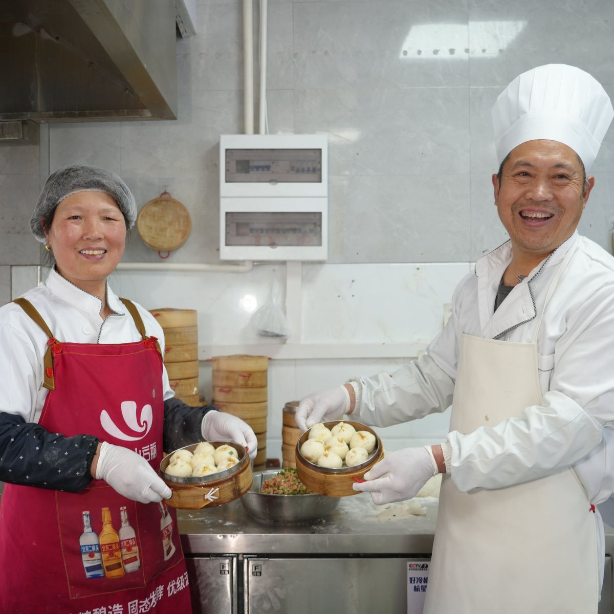 Authentic Hangzhou Bun and Soup Dumpling Making Class with a Local Chef