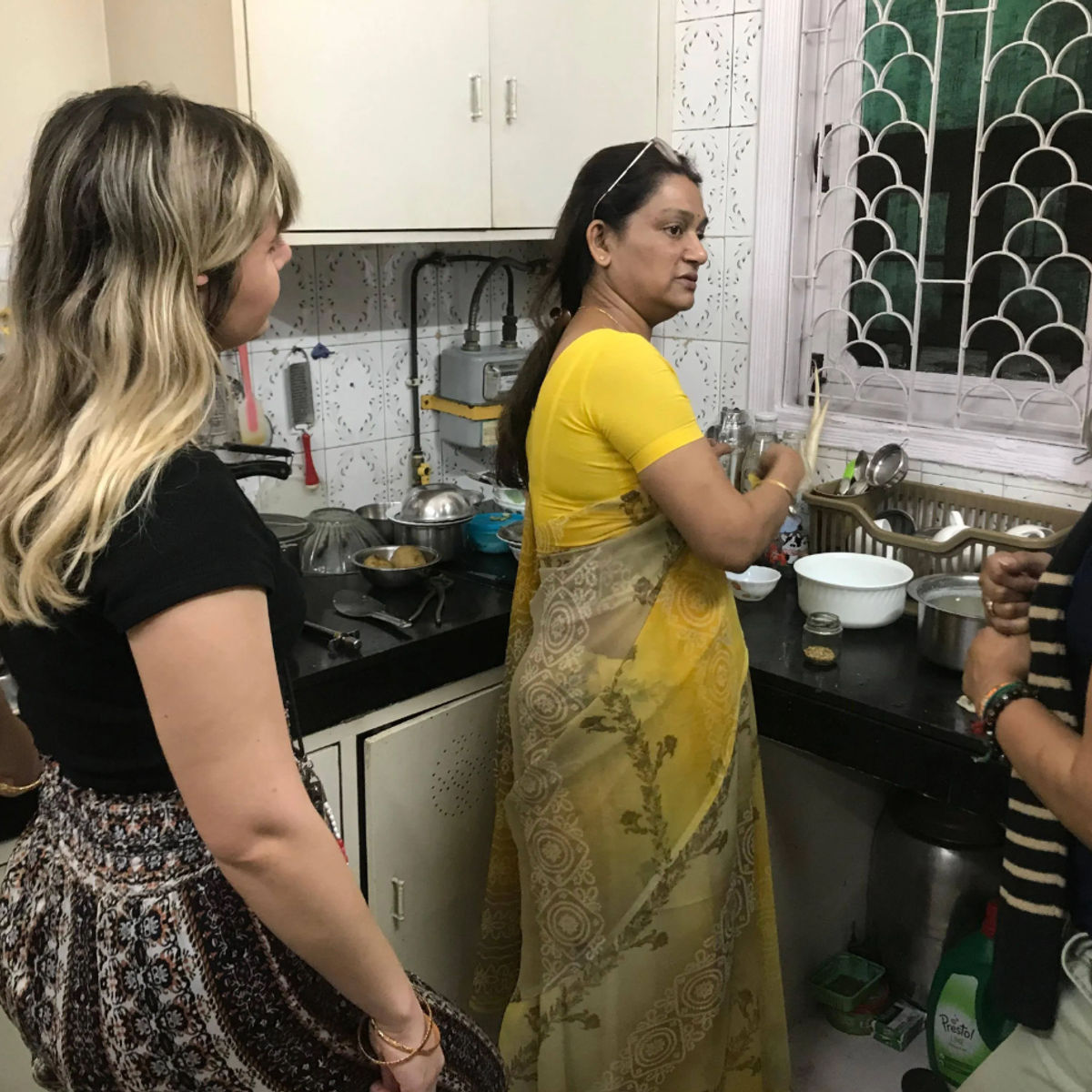 Pengalaman Memasak dan Rempah Gaya Rumah India yang Autentik