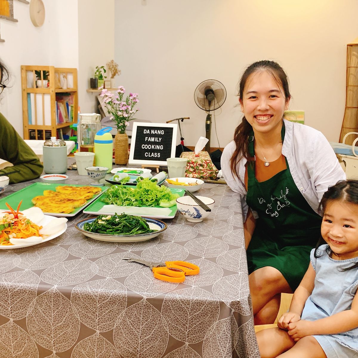 A Hands-On Vietnamese Culinary Adventure in Da Nang