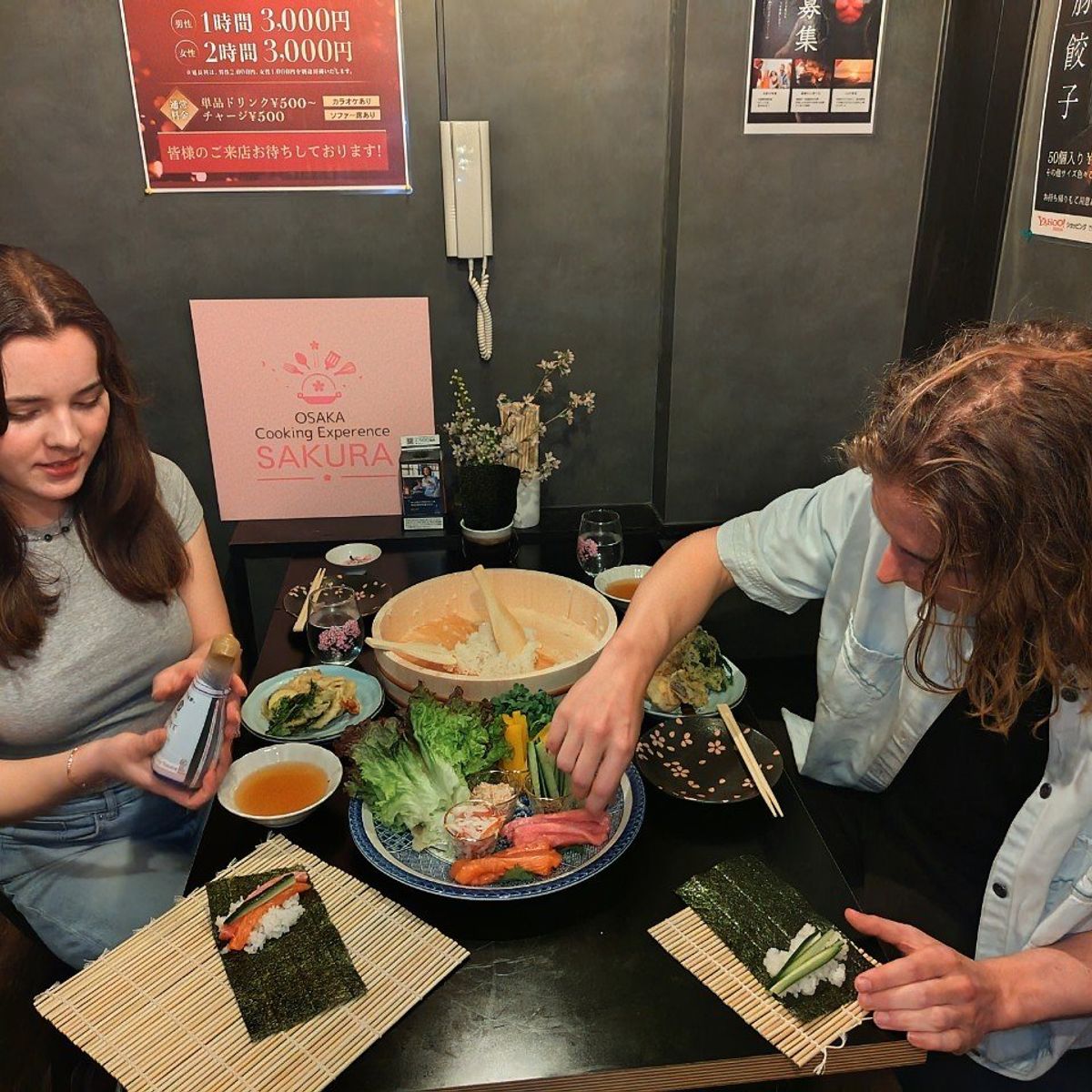 Temaki Sushi & Tempura Cooking Class in Osaka