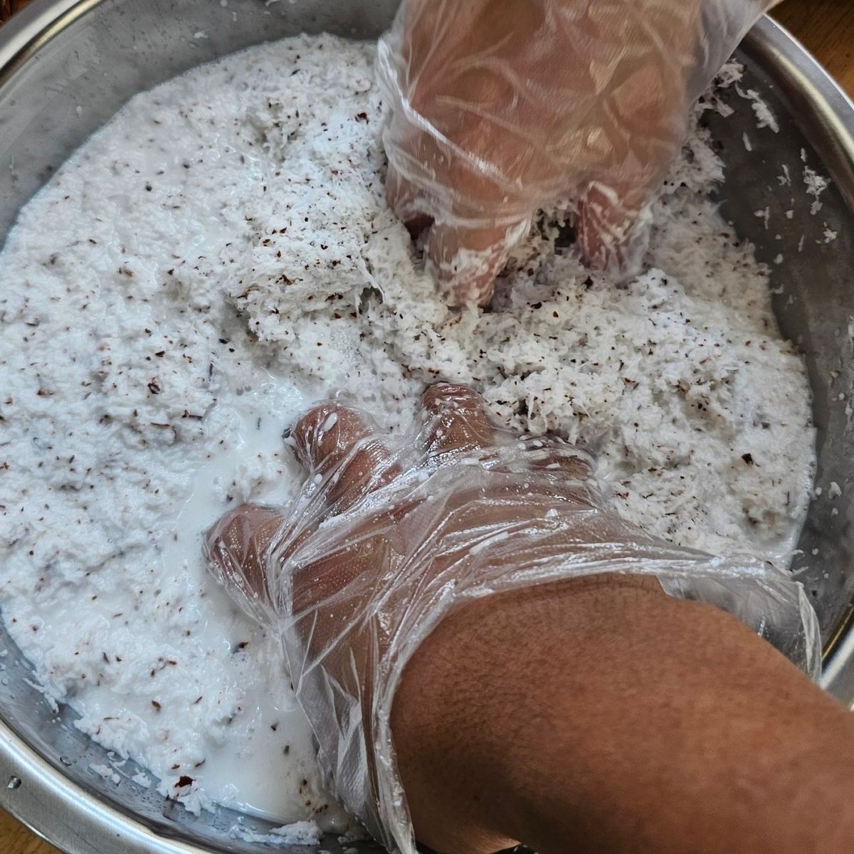 Authentic Thai Cooking Experience with Local Fresh Market Tour