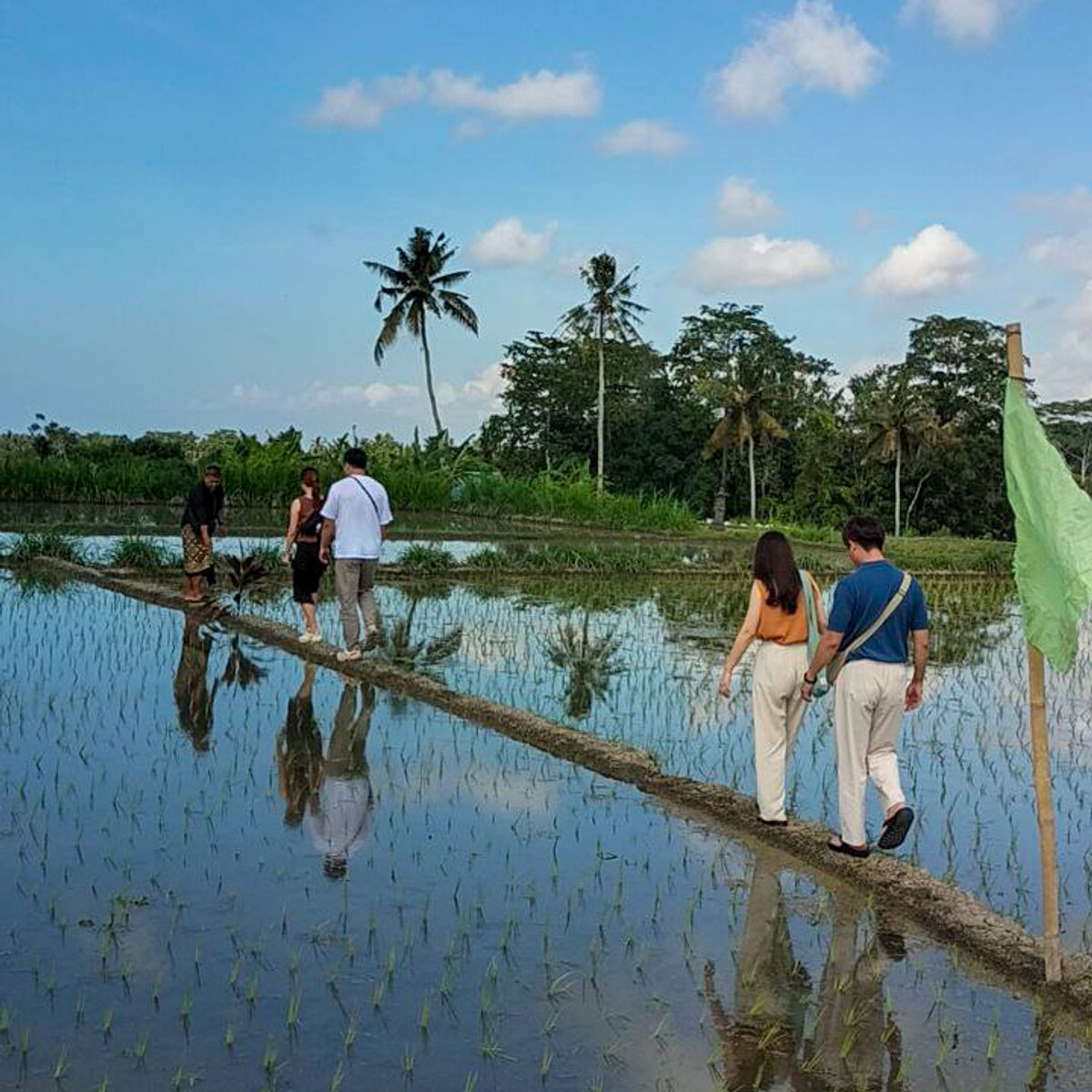 Authentic Bali Cooking Class and Farm Tour in Bakas Village
