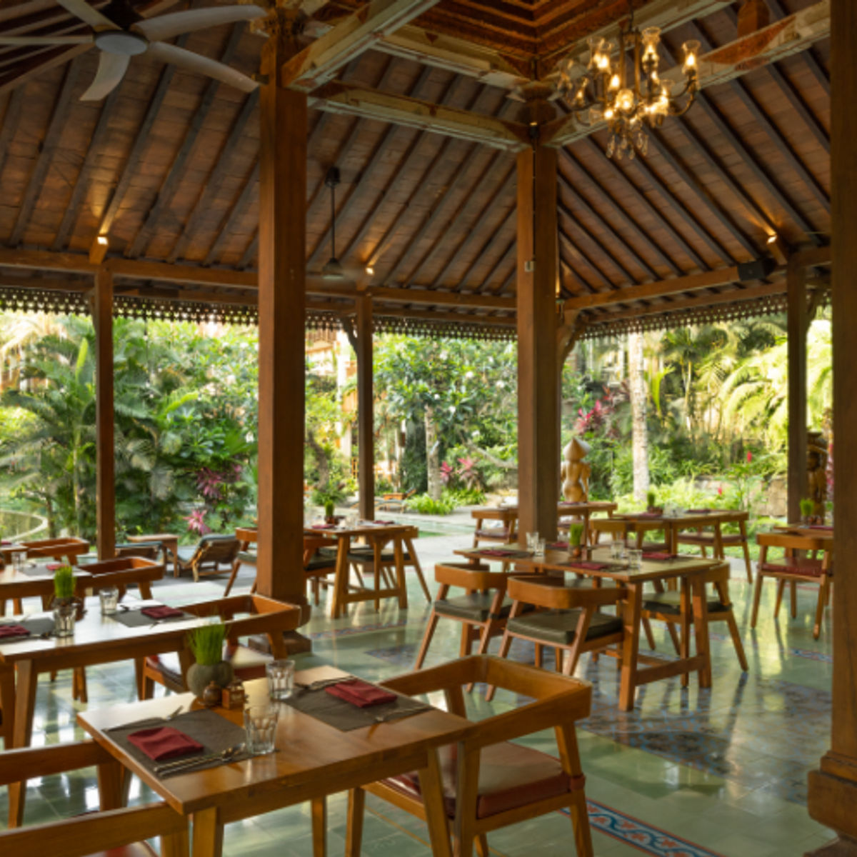 Hands-On Balinese Cooking Experience with Local Market Visit