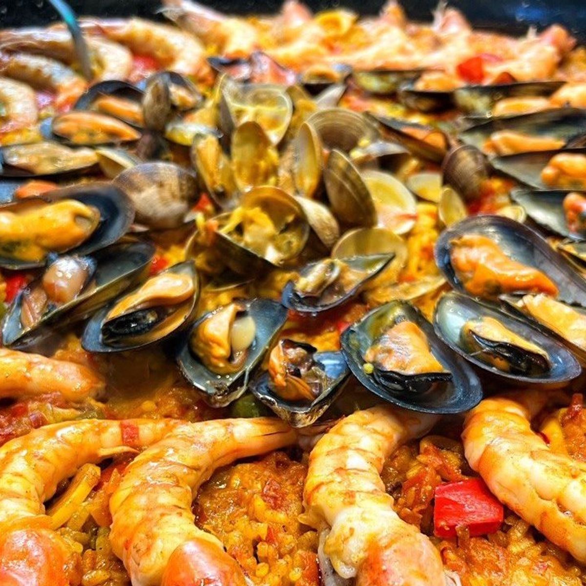 Barcelona Culinary Experience: Market Visit, Tapas, Sangria and Paella Cooking Class