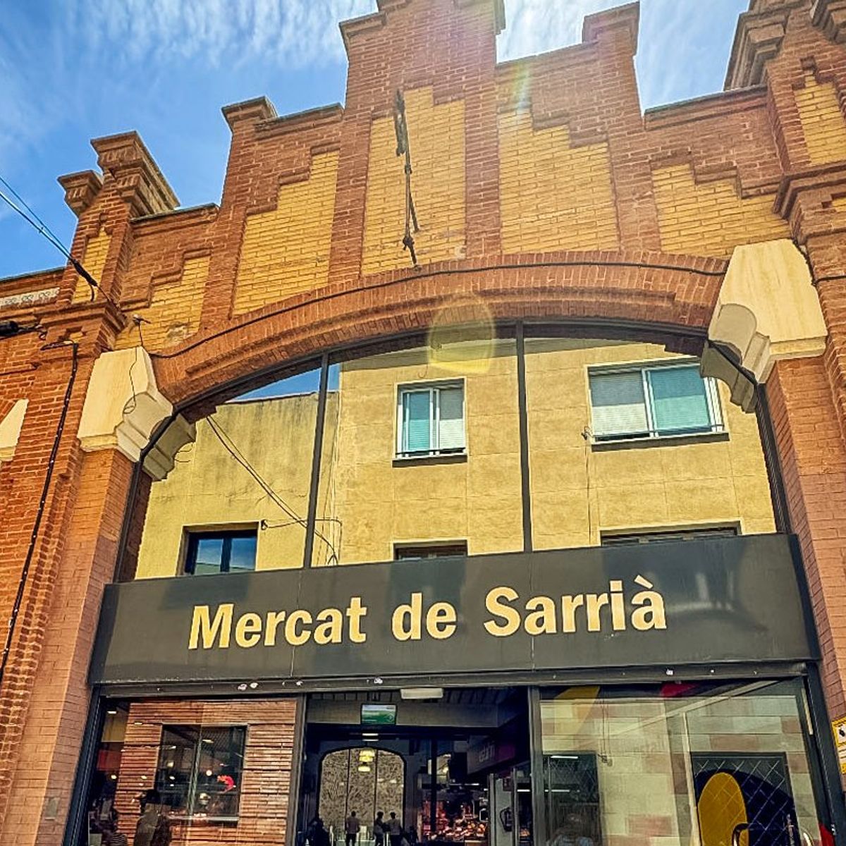 Barcelona Culinary Experience: Paella, Tapas & Sangria with Mercado de Sarrià Tour