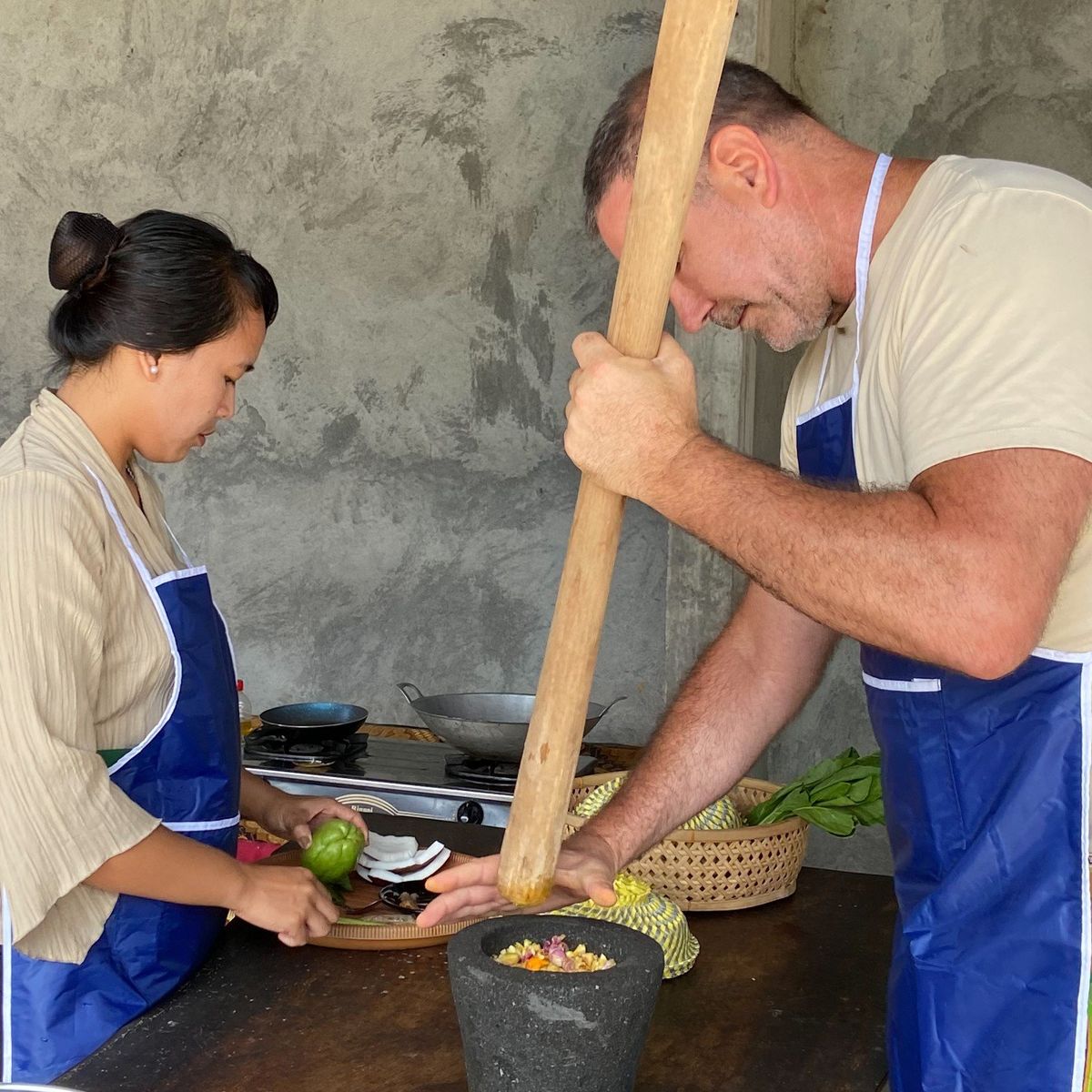 Traditional Balinese Cooking Class with a Local Family