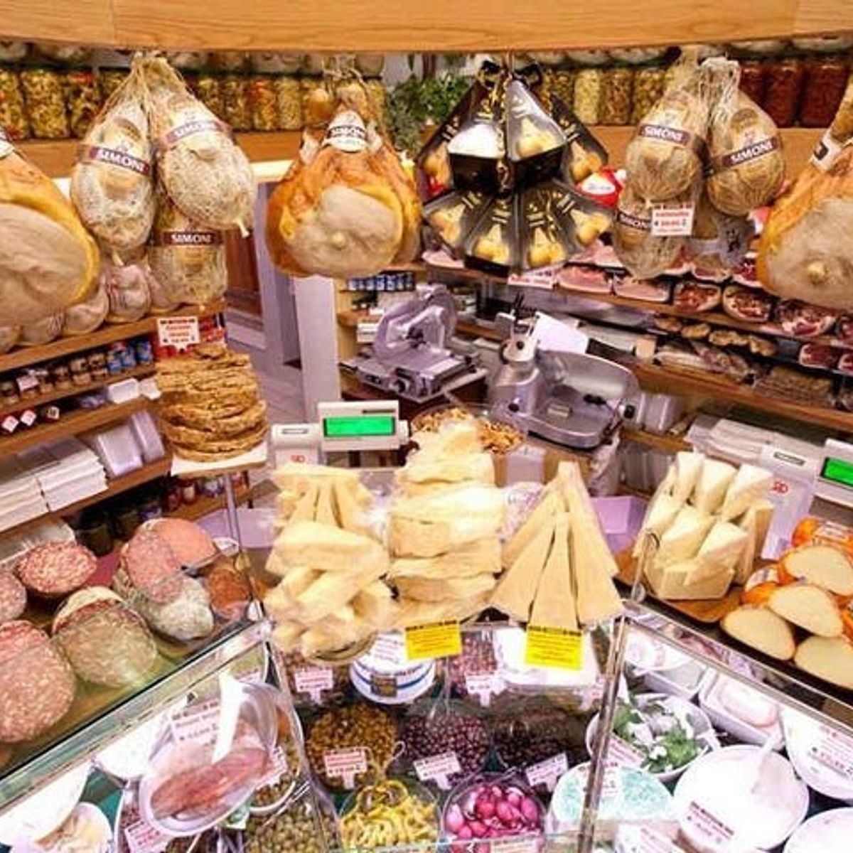 Bologna by Night: Guided Tour, Food & Wine Tasting