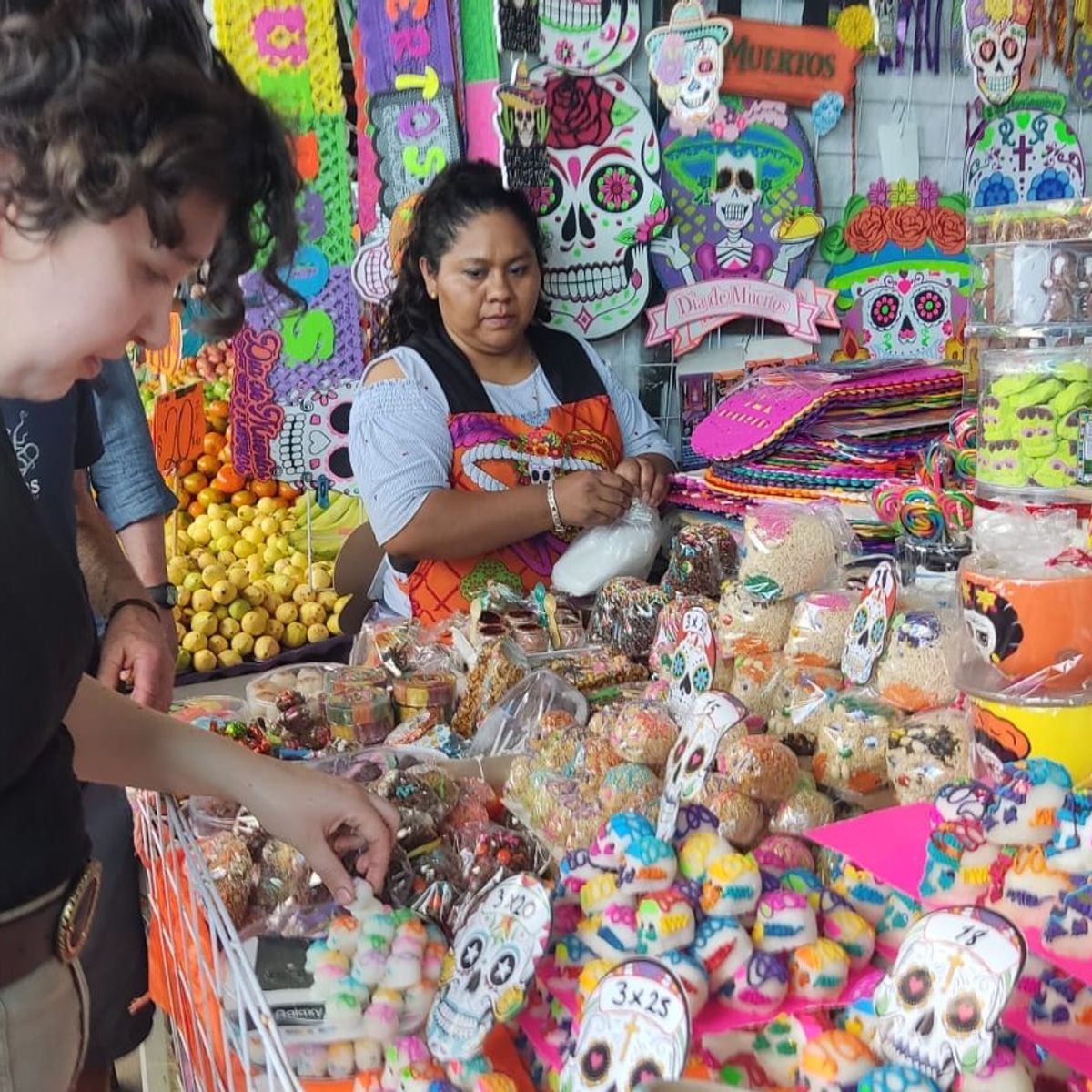 Build your Day of the Dead Ofrenda