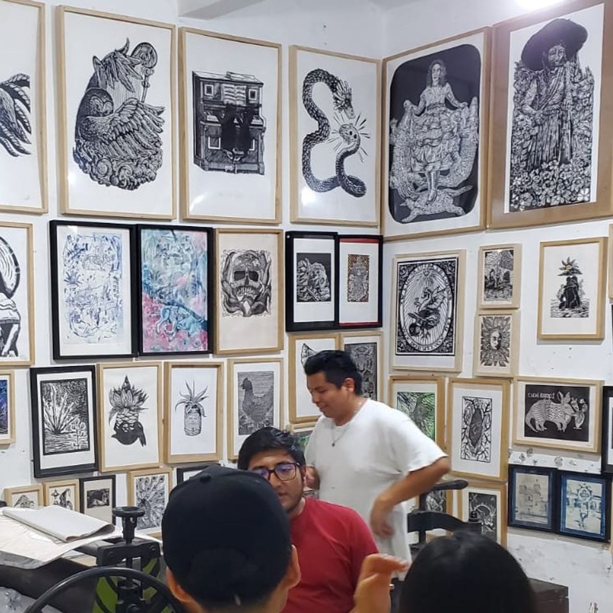 ​Cacao and Creativity: A Journey through Art Studios and Chocolate Shops