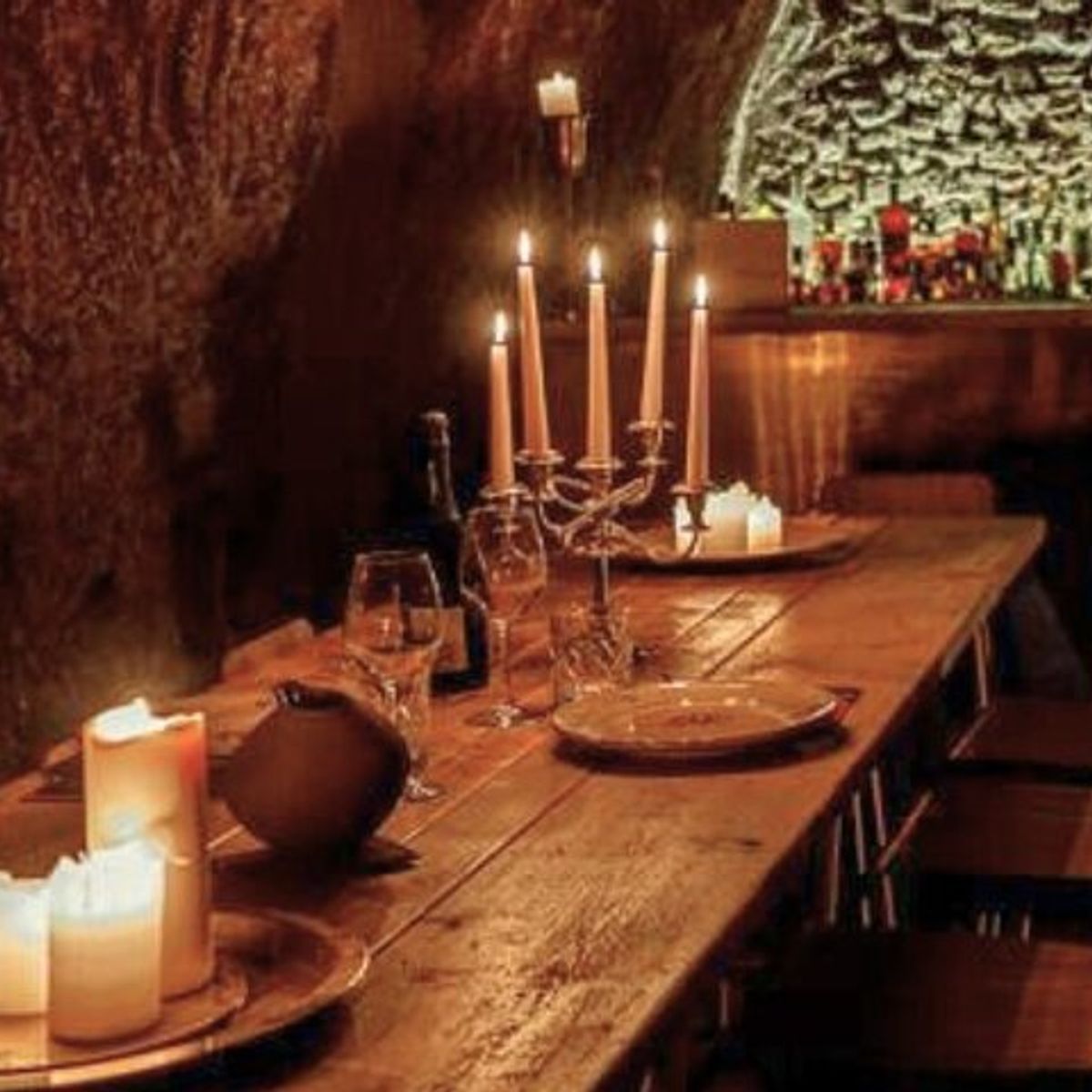 Candlelit Wine Tasting Experience in an Ancient Roman Cave