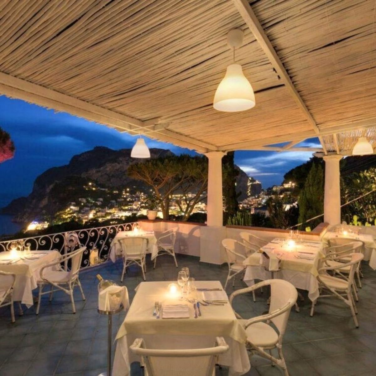 Capri Wine Tasting Experience with a View of the Faraglioni Rocks