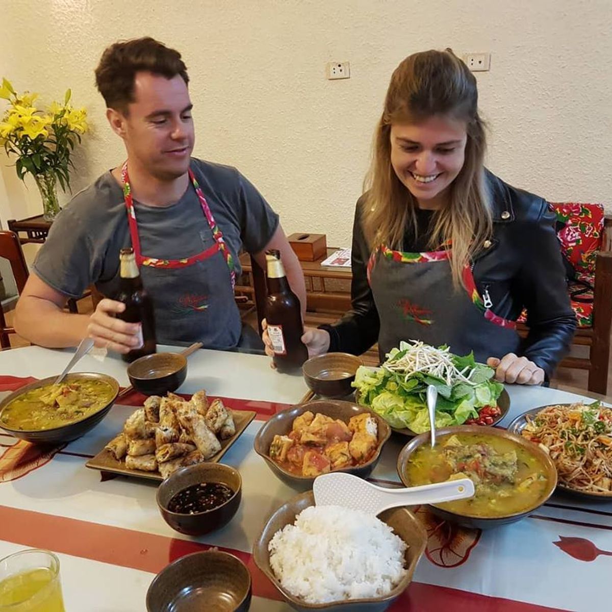 Vietnamese Home Cooking Class with a Local Chef & Fresh Market Tour