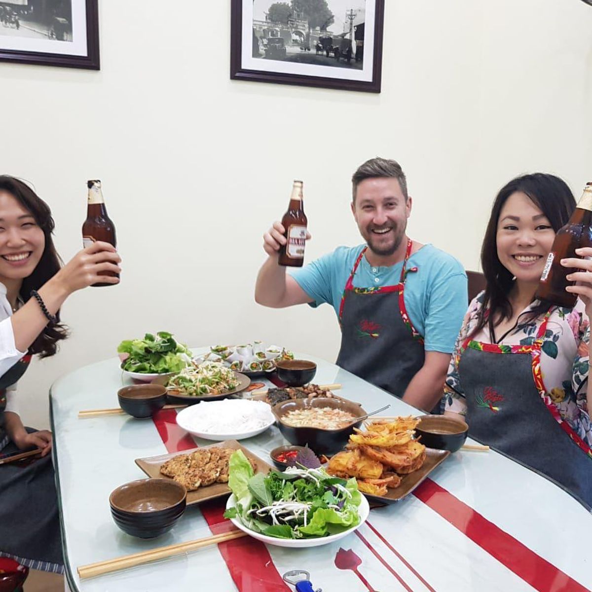 Vietnamese Home Cooking Class with a Local Chef & Fresh Market Tour