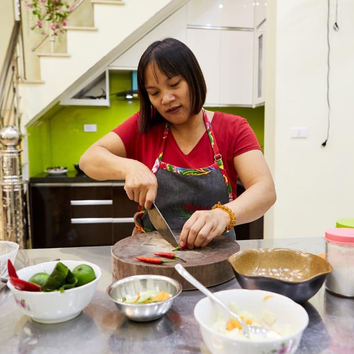 Vietnamese Home Cooking Class with a Local Chef & Fresh Market Tour