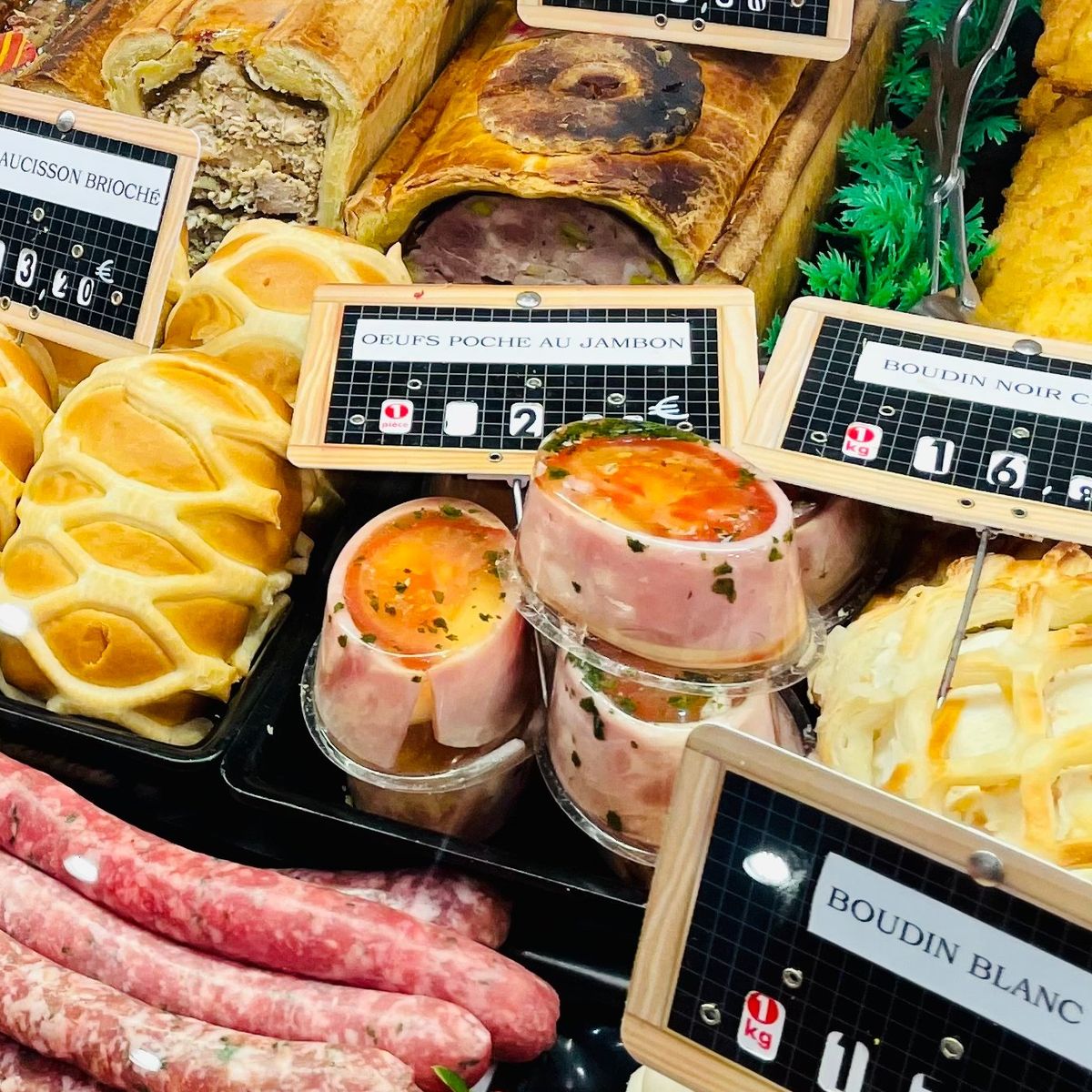 Chef PJ's Montmartre Walking Food Tour Experience