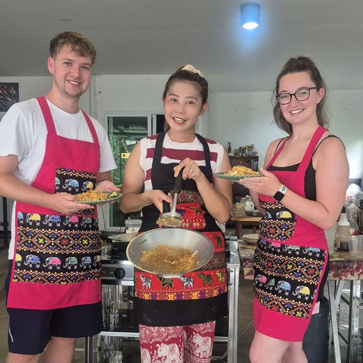 Chiang Mai Culinary Experience: Market Tour & Thai Cooking Class