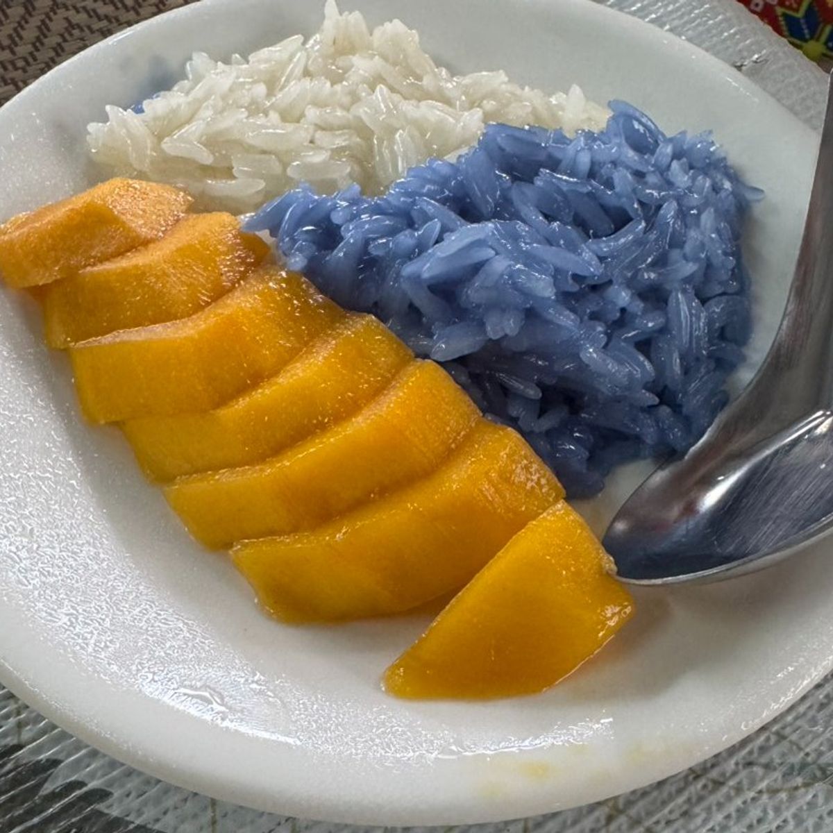 Morning Thai Home Cooking Experience in Chiang Mai with Market Tour