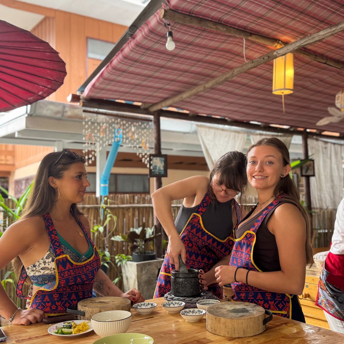 Morning Thai Home Cooking Experience in Chiang Mai with Market Tour