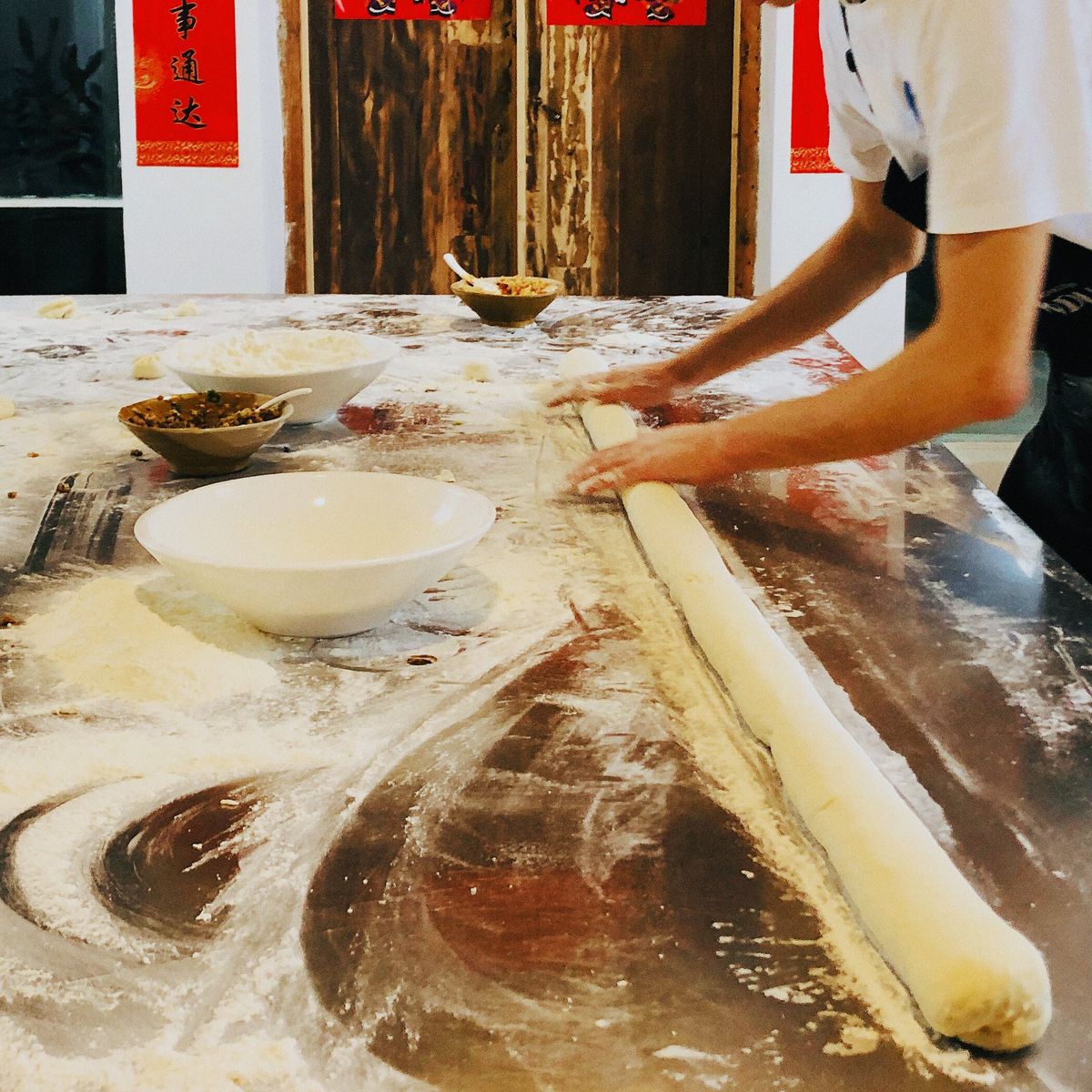 Chinese Steamed Buns (Baozi) Cooking Class with Market Tour