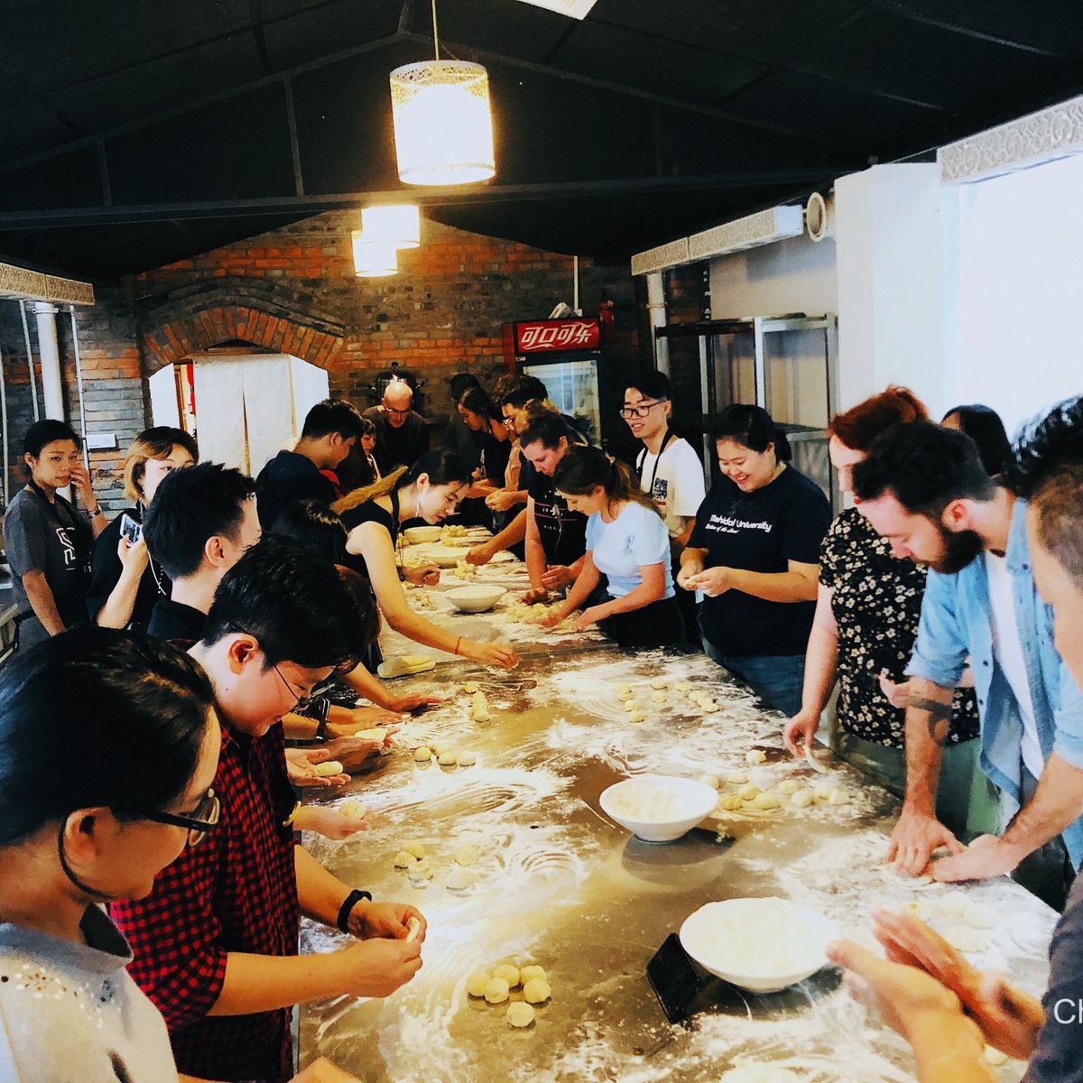 Chinese Steamed Buns (Baozi) Cooking Class with Market Tour