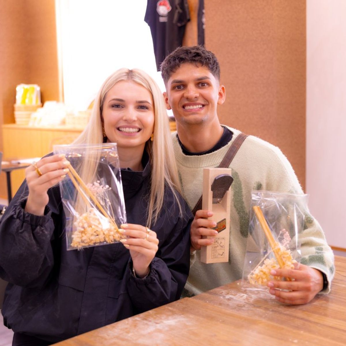 Handmade Chopsticks Workshop in Osaka