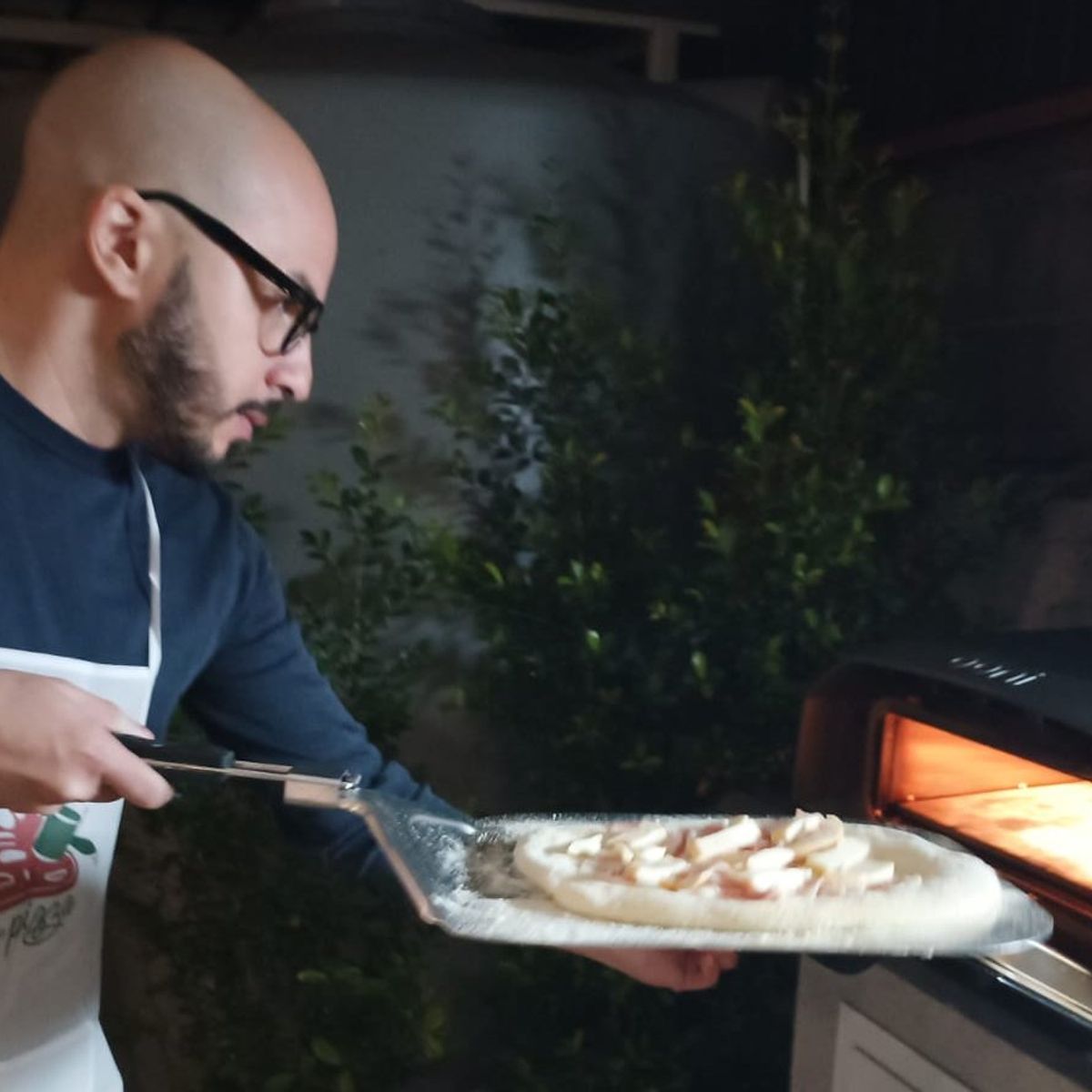 Contemporary Pizza Cooking Class in Catania