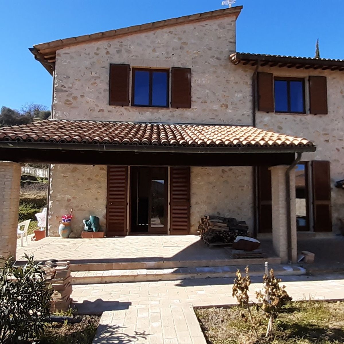 Cook and Eat Fresh Pasta and Tiramisù in the Umbrian Hills