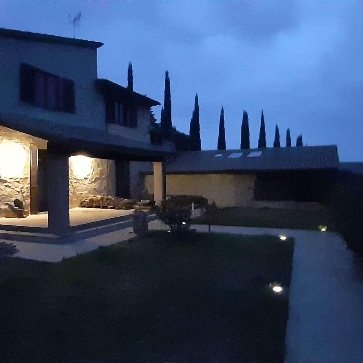 Cook and Eat Fresh Pasta and Tiramisù in the Umbrian Hills
