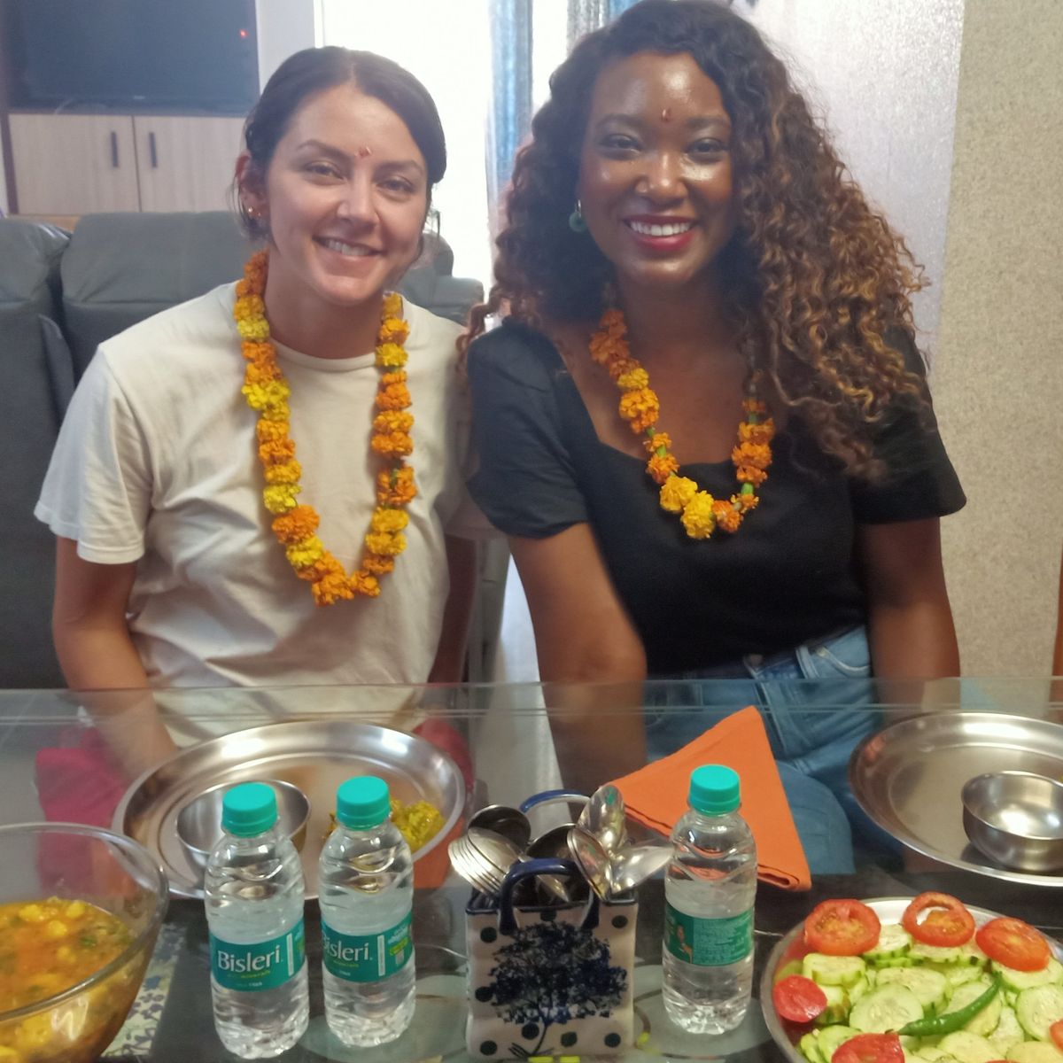 Cook Indian Food with Local Family at their Traditional Home
