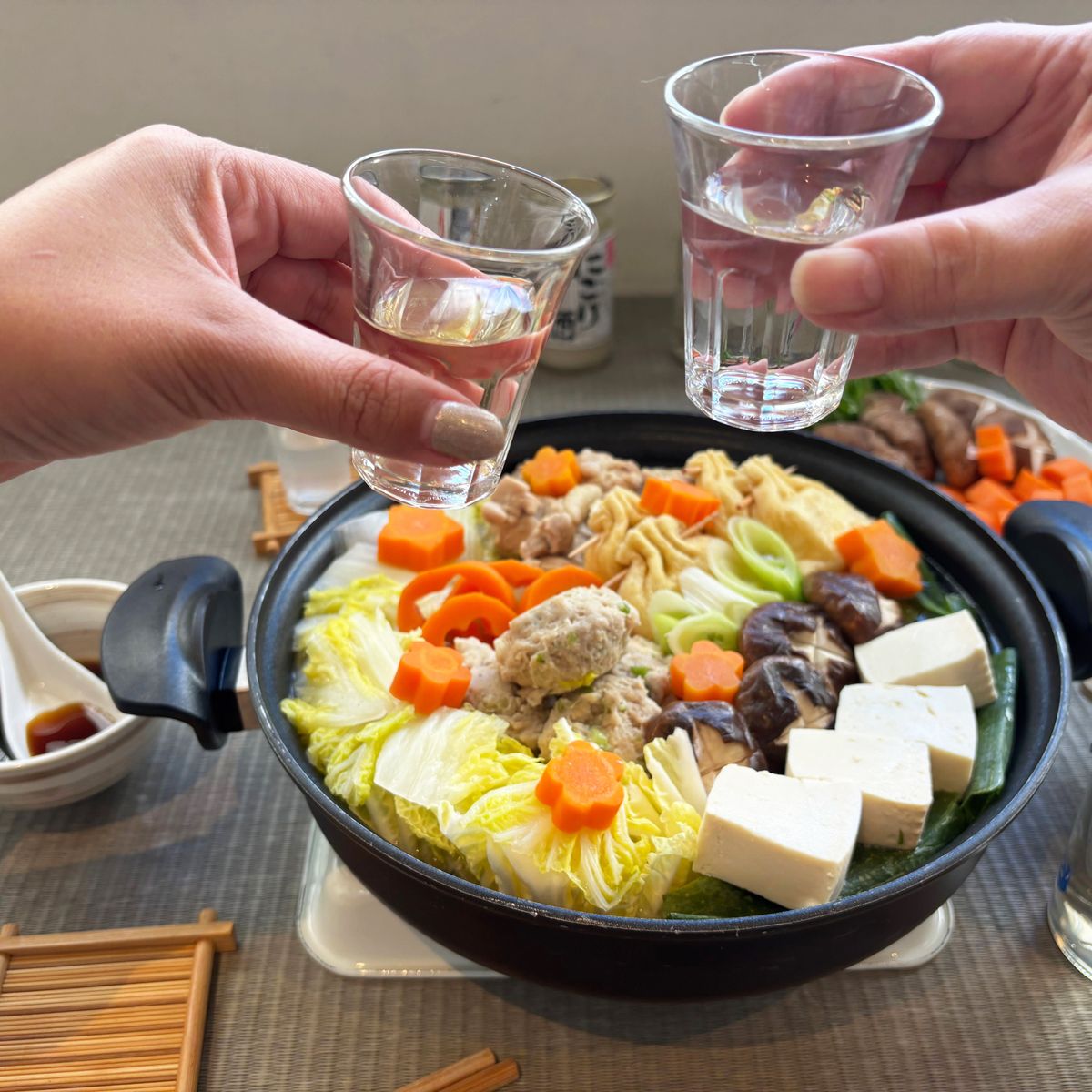 Kochen wie ein Sumo-Ringer: Chanko Nabe & Sake-Verkostung