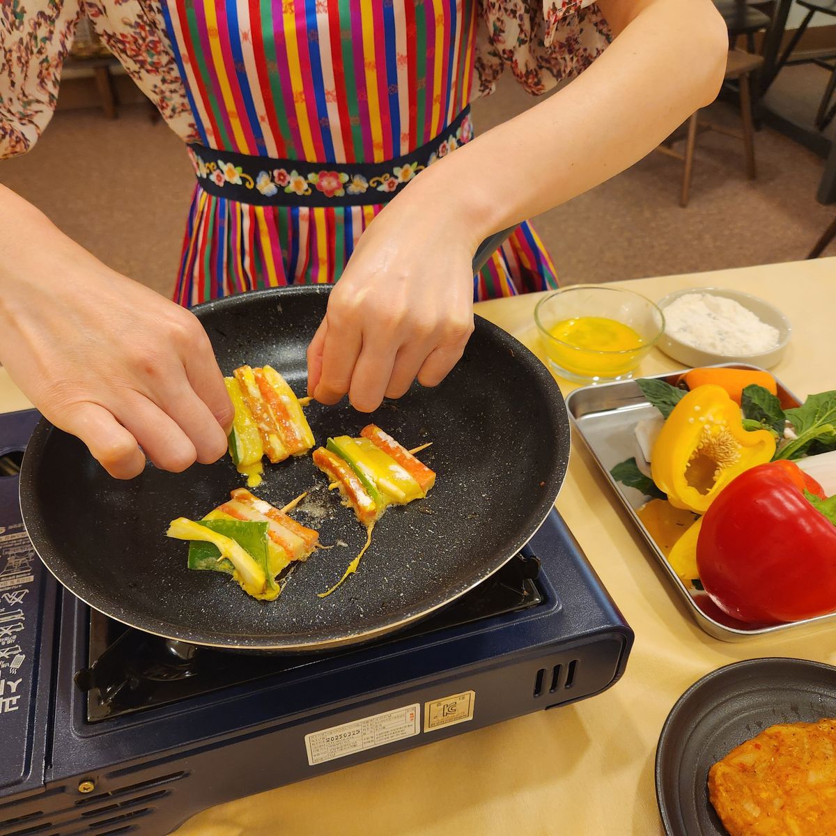 Traditional Korean 6-Dish Cooking Class with Hidden Alley Tour in Seoul