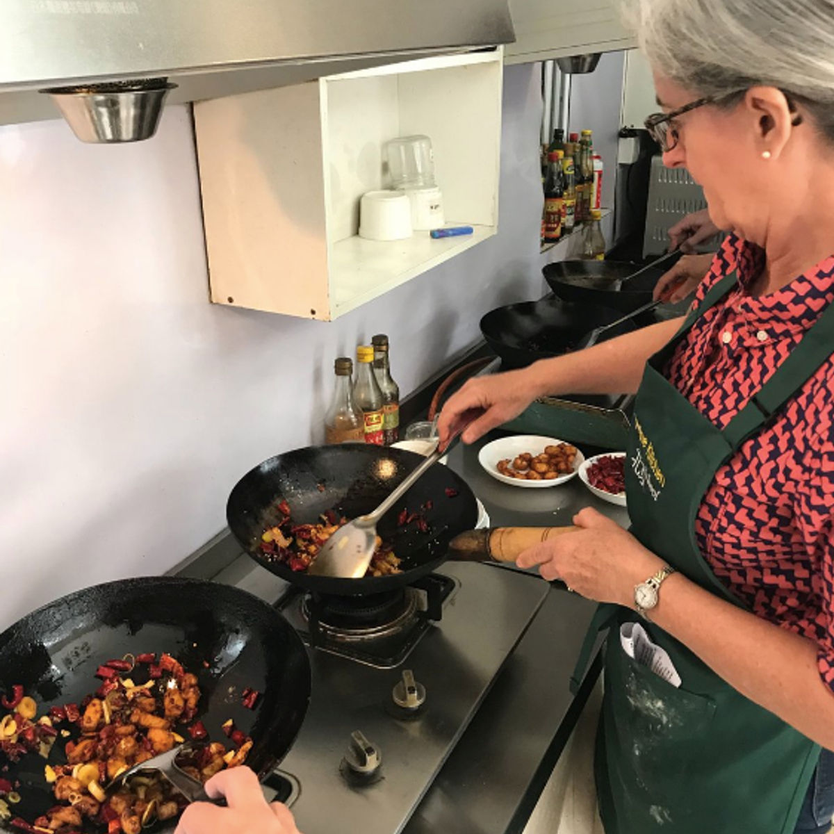 Cook with Chef: Chinese Classic Cooking Class (Wok or Dumpling)