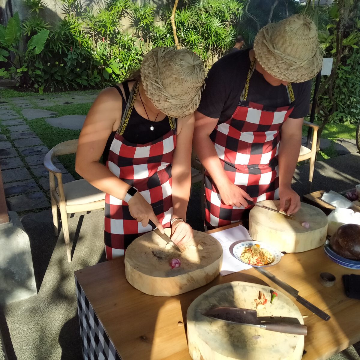 Indulge and Learn Balinese Cooking at Villa Kayu Lama
