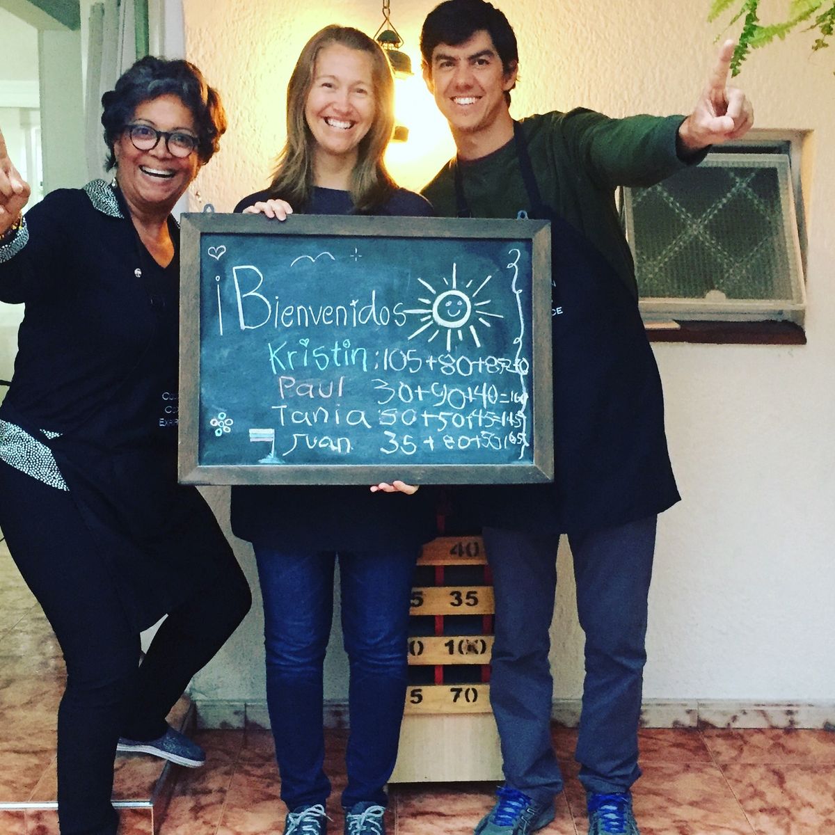 Cooking Class in a Typical Colombian House: Fruits, Cocktails, Fun and a Lot of Food!