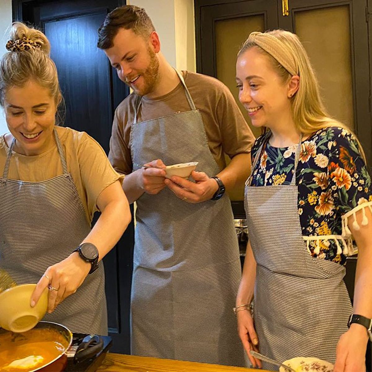Learn a 6-Course Indian Meal in a Delhi Family Home