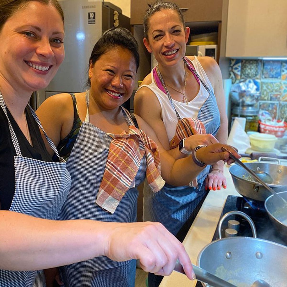 Learn a 6-Course Indian Meal in a Delhi Family Home