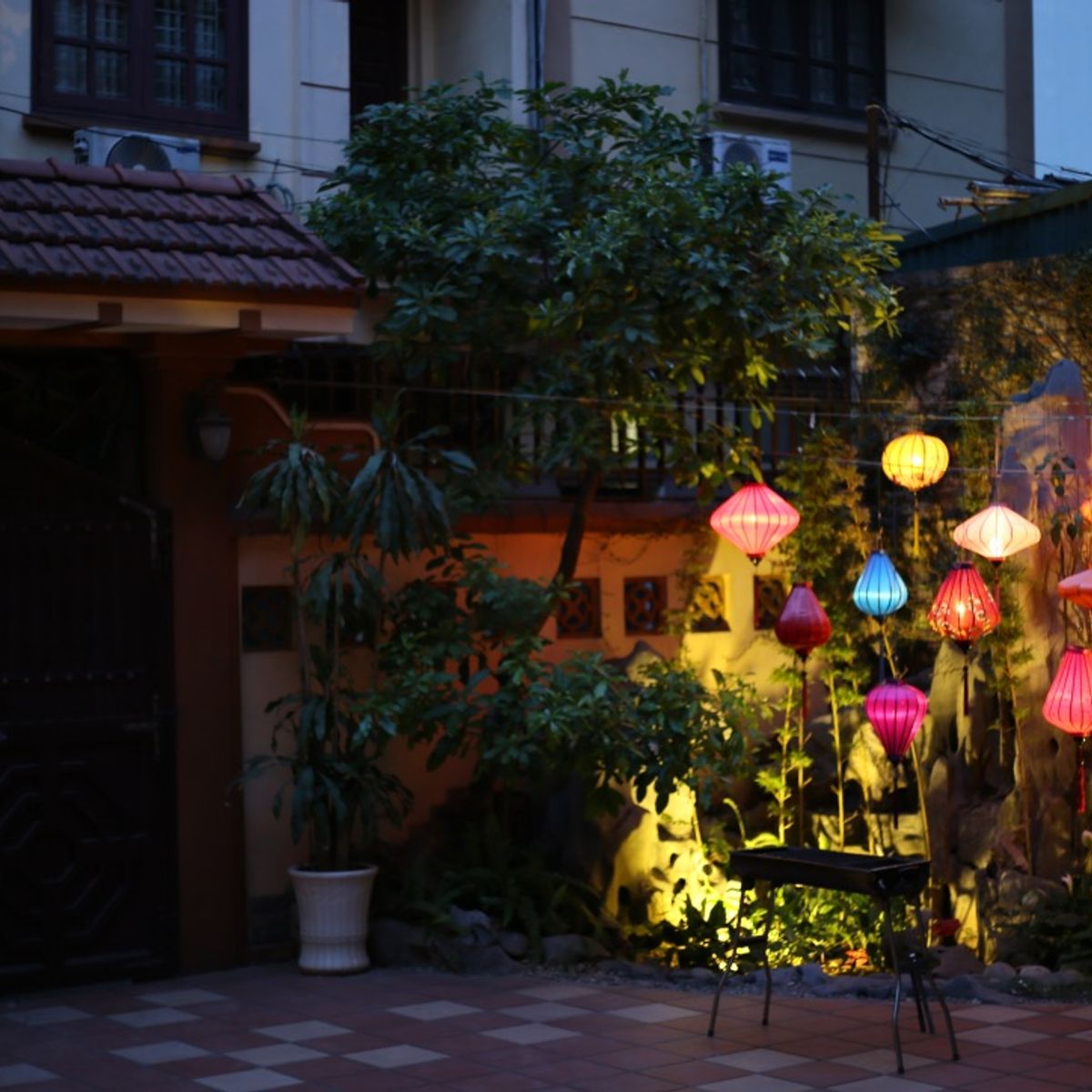 Cooking Class in Local Villa with Market Tour