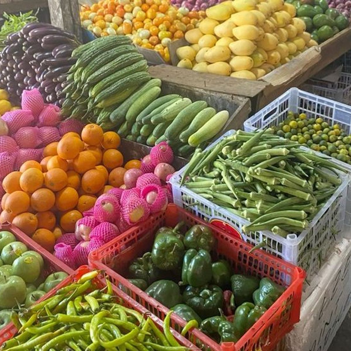 Rose Kitchen: Hanoi Market, Cooking & Tales with Free Transfer