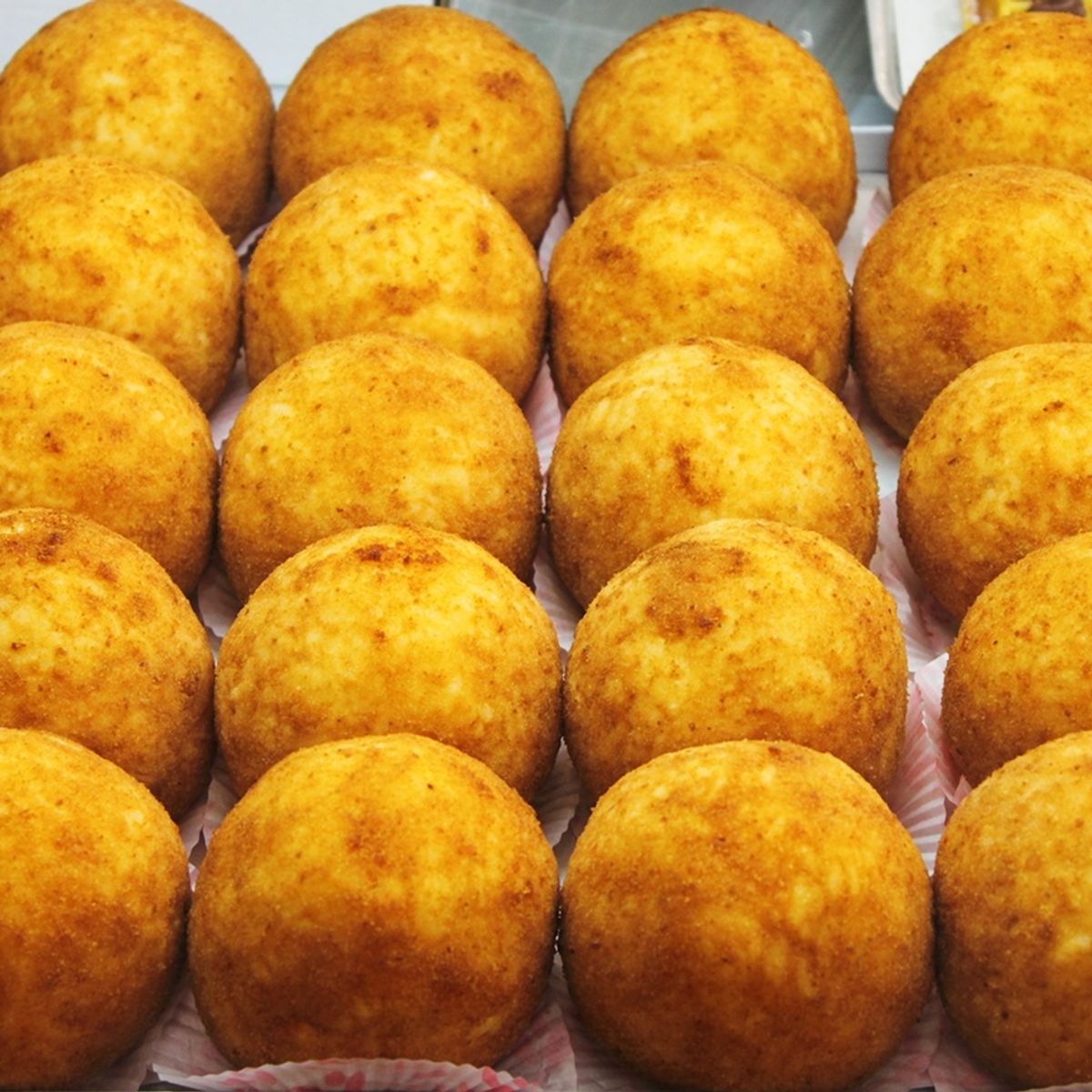 Cooking Class and Market Tour in Palermo