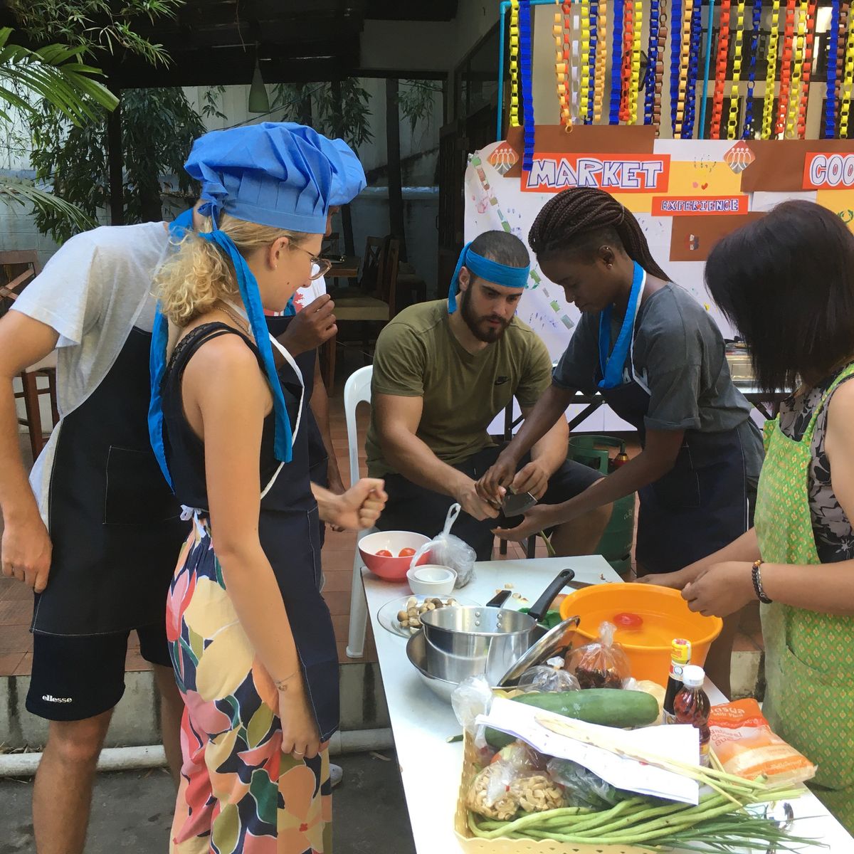 Expérience de cuisine thaïlandaise et de chasse au trésor au marché
