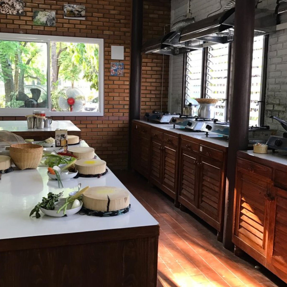 "You Choose The Dishes" Thai Cooking Class with Local Market Tour