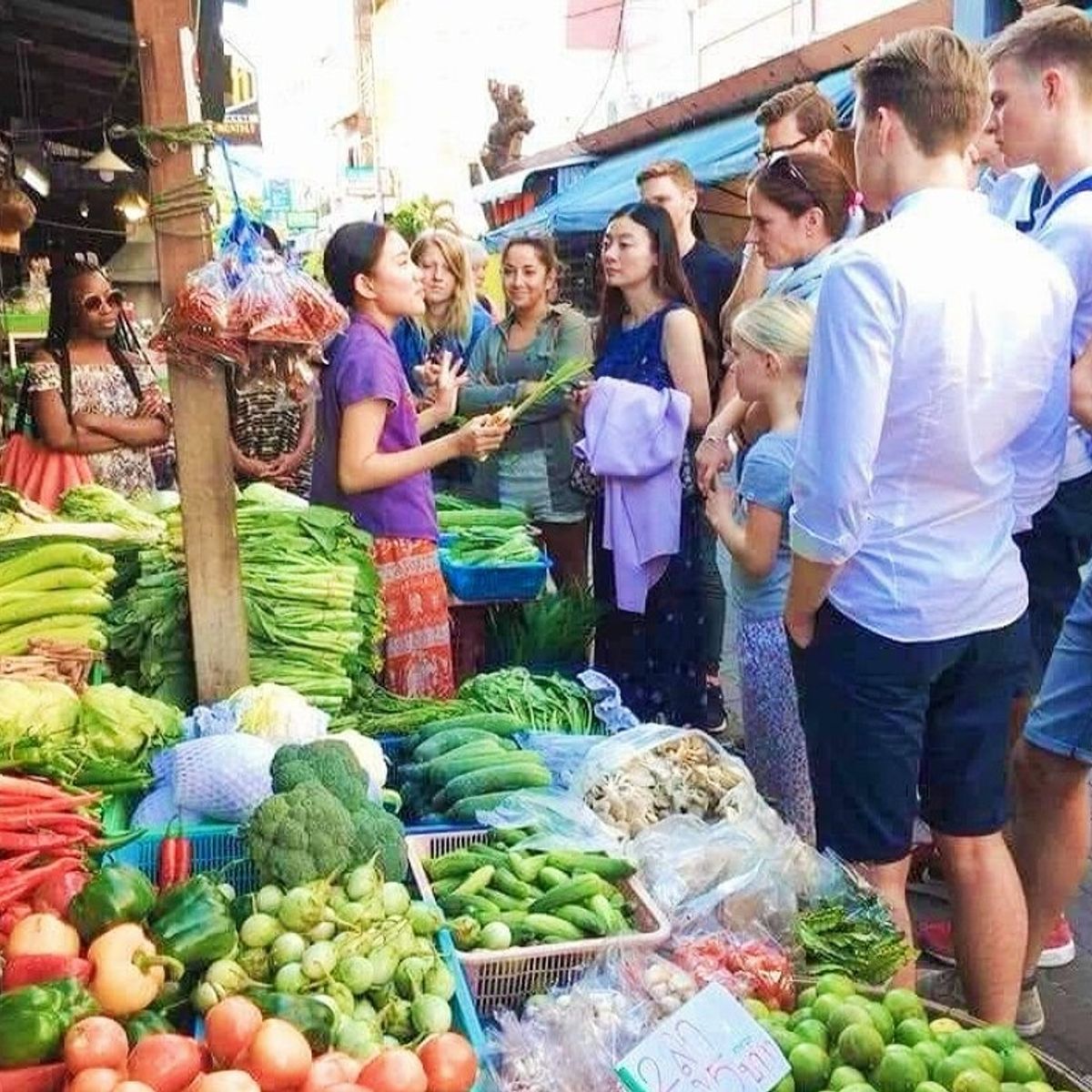 Wählen Sie Ihr thailändisches Menü: Vom Besuch des lokalen Marktes bis zur Gartenführung