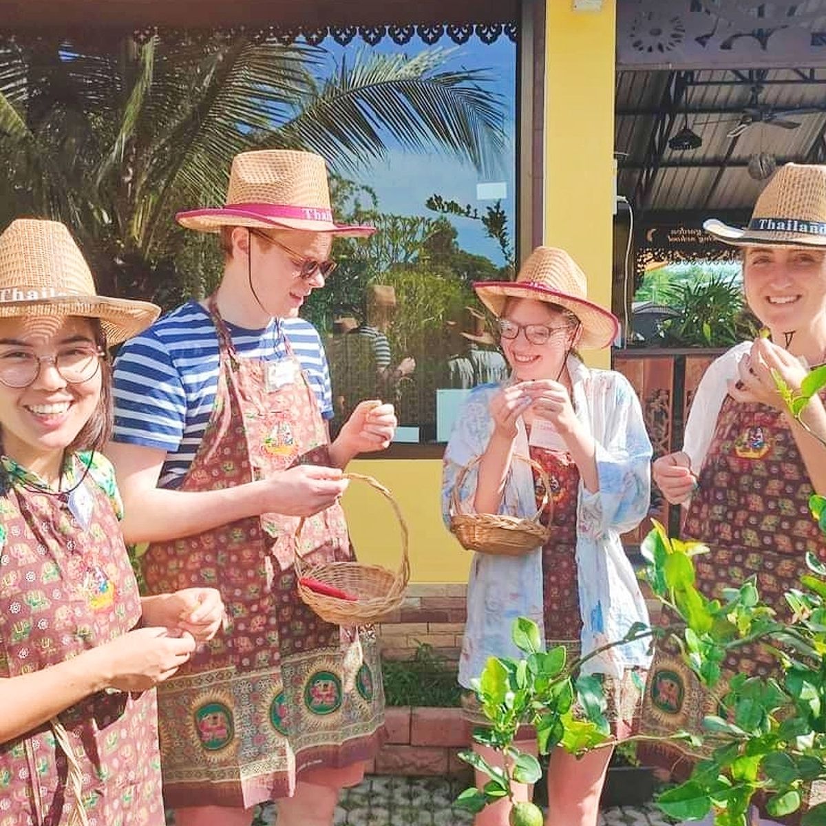 Wählen Sie Ihr thailändisches Menü: Vom Besuch des lokalen Marktes bis zur Gartenführung