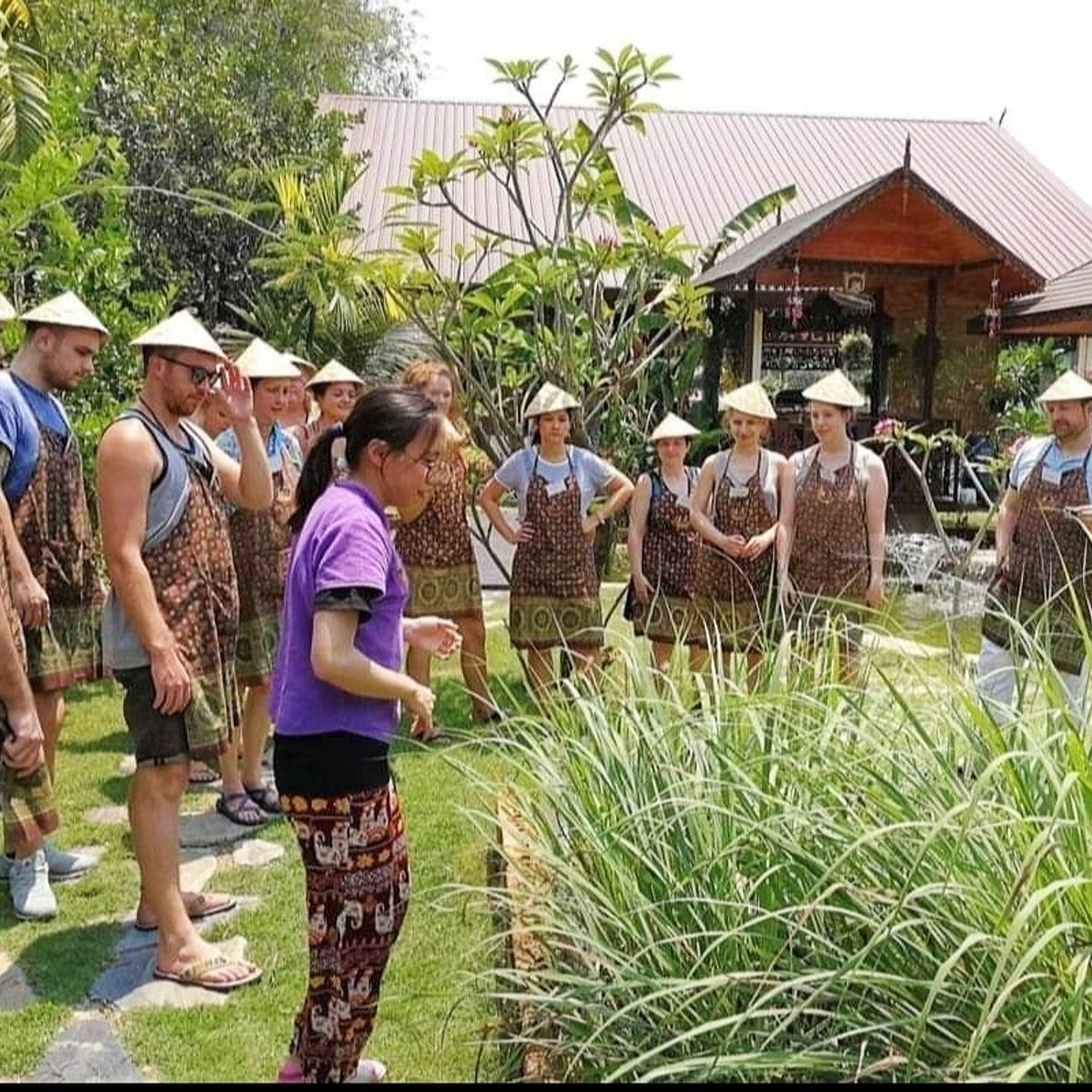 Wählen Sie Ihr thailändisches Menü: Vom Besuch des lokalen Marktes bis zur Gartenführung